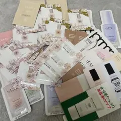 ポール&ジョー多め　コスメサンプル50包以上まとめ売り