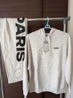 PSG　パリ・サンジェルマン　XLセットアップ　スウェットパーカー