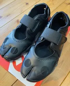 美品】NIKE ナイキ ウィメンズ エアリフト ポルカドット ブラック 24