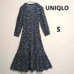 【美品】ユニクロ　フラワープリント Vネック フレアワンピース　ブルー　S