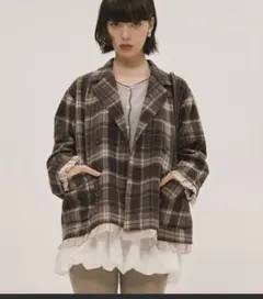 新品タグ付】loin nuit ニュアンスボタンレースジャケット グレー
