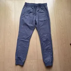Nike グレー パンツ Sサイズ