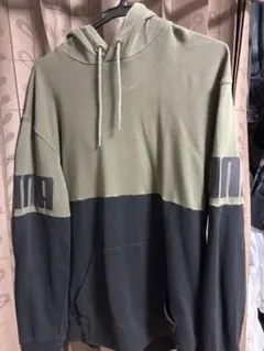 PUMA バイカラー プルオーバーパーカー