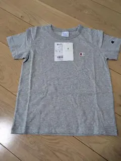 新品：Champion Tシャツ 120