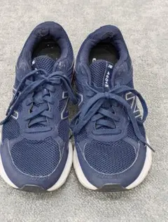 New Balance 460V3ネイビー ランニングシューズ