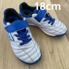 キッズ　サッカーシューズ ホワイト/ブルー ストラップ付き　18cm