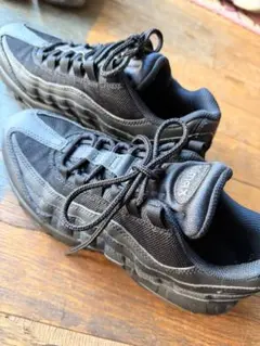 期間限定で値下げ/Nike Air Max 95 Essential 24.5㌢