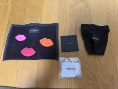 shu uemura ポーチ4セットのサムネイル