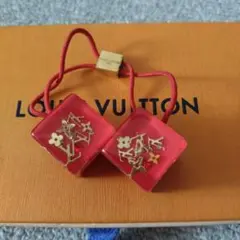 レア】LOUIS VUITTON イヤホンジャック スマホピアス - メルカリ