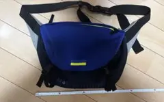 New Balance メッセンジャーバッグ ネイビー　ほぼ新品