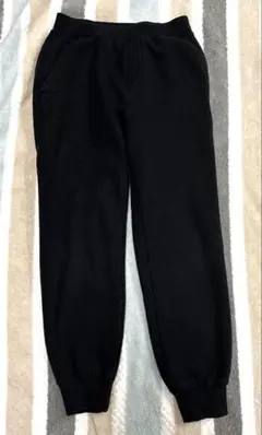 UNIQLO ユニクロ ボアスウェット 黒 140