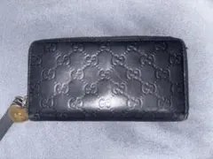 GUCCI グッチ 長財布 ブラック ハートチャームのサムネイル
