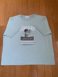 エヘカソポの新品アイスクリームプリントＴシャツです