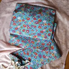 0430-3　青にいろいろな色の紅葉や花柄の作り帯　付け帯　汚れあり