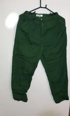 Romaneleveズボン　緑