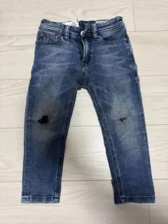 Item thumbnail for item 2f9f3ae2-019a-4ae4-b570-529ed83f5ef4