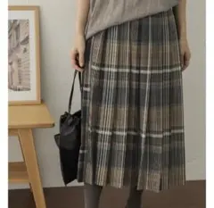 アーバンリサーチドアーズ　チェックプリーツロングスカート　ネイビー