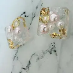 レジン　華やかパールピアス　イヤリング