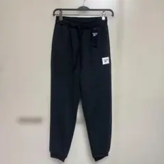 未使用　Reebok ブラック 裏起毛スウェットパンツ　Mサイズ