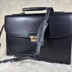 【希少】Aquascutum 本革 黒 ブリーフケース　鍵付 即決 Aquascutum オールレザービジネスバッグ アクアスキュータム