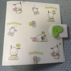 ポチャッコ 収納ファイル　缶バッジ　グッズ収納ファイル32ポケット