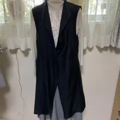 ジレ　ブラック