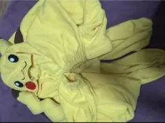 ピカチュウ フリースパジャマ