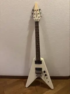 FERNANDES ホワイトエレキギター Yahoo!オークション -「エレキギター白」(フェルナンデス) (本体