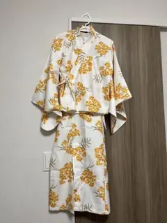 新品　アベイル　ワンピース　セパレート　ミモザ柄 浴衣・帯セットのサムネイル