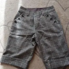 チェック柄 カジュアルパンツ 膝上丈