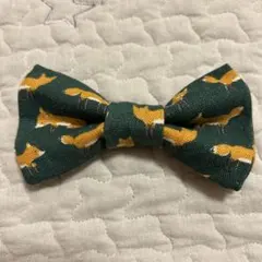 ハンドメイド　蝶ネクタイ　キツネ柄　緑　グリーン　キッズ