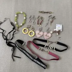 イヤリング、チョーカーなど色々