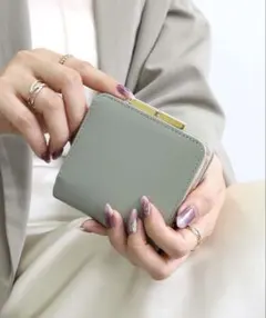 MIAN KERRIA 国産牛革がま口 二つ折り財布 USED