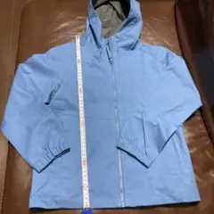 ユニクロ　ウィンドブレーカー　130cm