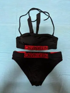 CALVIN KLEIN ブラックセパレート水着 XS