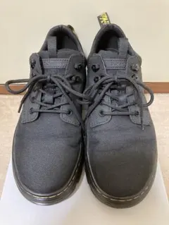 Dr. Martens ブラックスニーカー