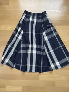 新品◇アウィーエフ タフタBIGCKプリーツスカート M ネイビー×ベージュ 