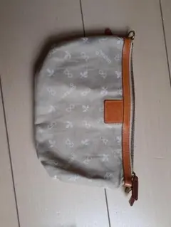 Item thumbnail for item 2a09fb5d-43ea-4b82-85a7-19630d7b1d15