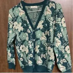 Item thumbnail for item 825314a6-c008-49a5-8c1e-eaff547b344e