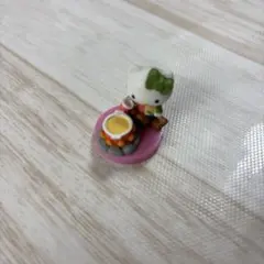 ハローキティ　チョコエッグ　ソロキャンプ⭐️2つで300