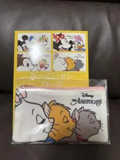 おしゃれキャット　ディズニーストア　シークレットポーチ