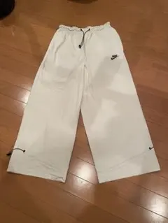 NIKE ナイキ ホワイト パンツ ドローコード付きのサムネイル