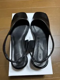 KBF ブラック サンダル 36のサムネイル