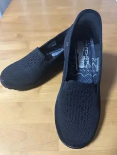 【超美品】SKECHERS Slip-ins ブラック スニーカーのサムネイル