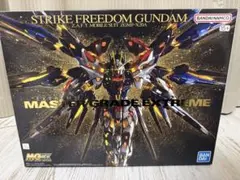 新品 ストライクフリーダムガンダム MGEXのサムネイル