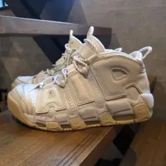 Nike モアアップテンポ ホワイトスニーカー