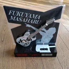 福山雅治 アップサイクルキーホルダー ギター型 - メルカリ