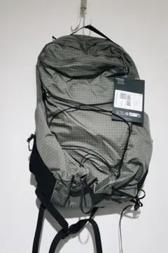 完売品】アークテリクス グランヴィル10 クーリエ バック Dk Forage
