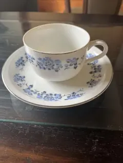 白青花柄 ティーカップセット