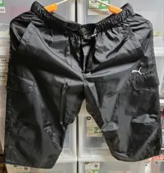 PUMA ブラック ショートパンツ